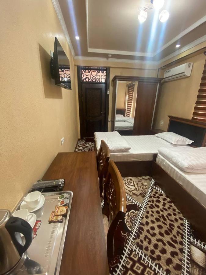 Vostok Hotel Buchara Buitenkant foto