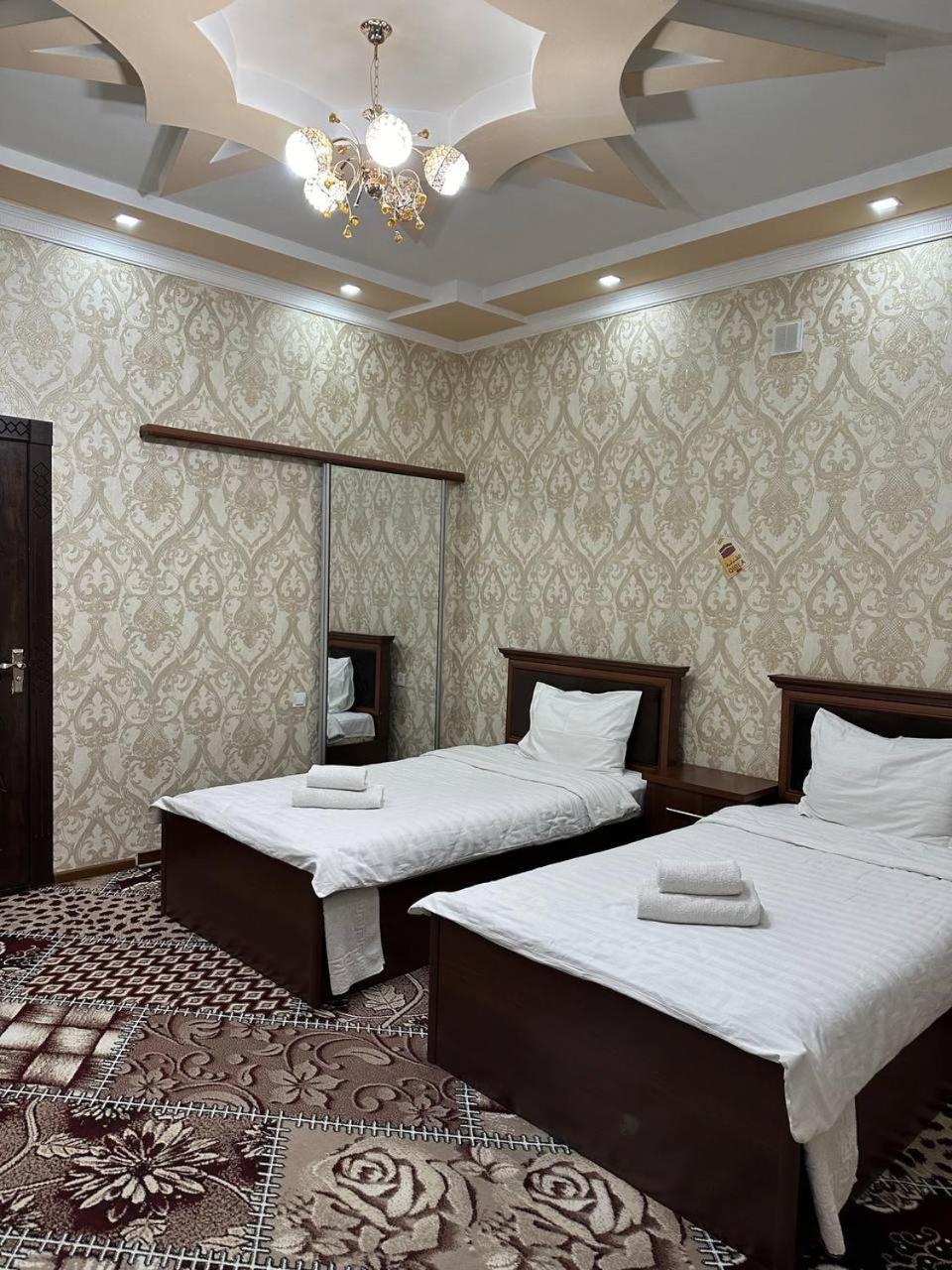 Vostok Hotel Buchara Buitenkant foto